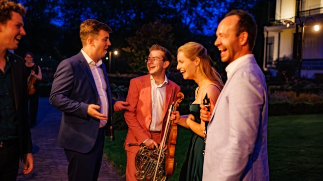 Gezellig napraten met de mede-musici